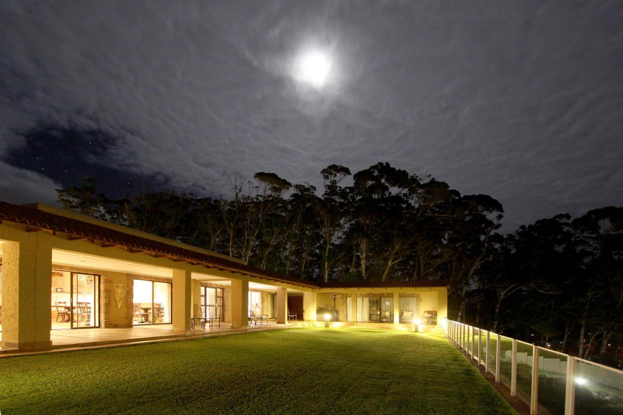 Villa Castollini Brenton-on-Sea Exterior photo
